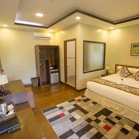 Cloud 10 Boutique Hotel Янгон Экстерьер фото