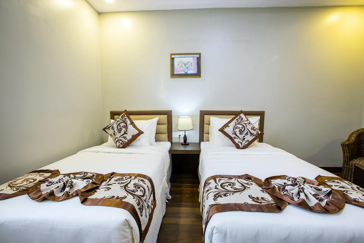 Cloud 10 Boutique Hotel Янгон Экстерьер фото