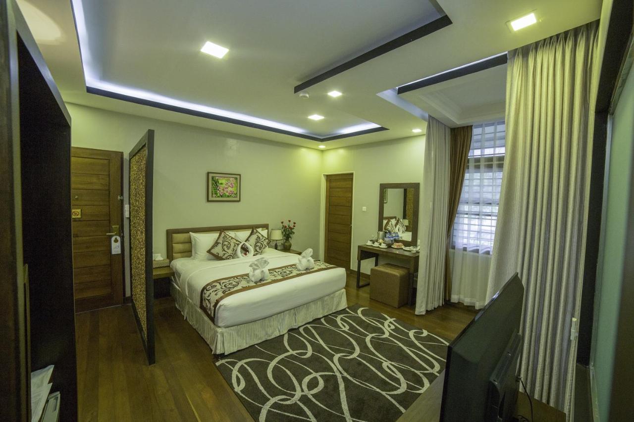 Cloud 10 Boutique Hotel Янгон Экстерьер фото