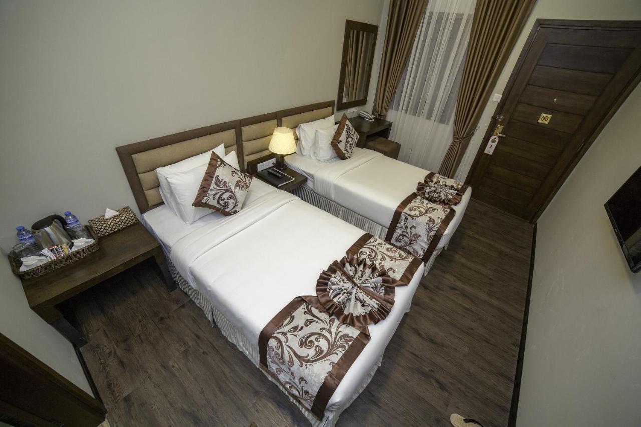 Cloud 10 Boutique Hotel Янгон Экстерьер фото